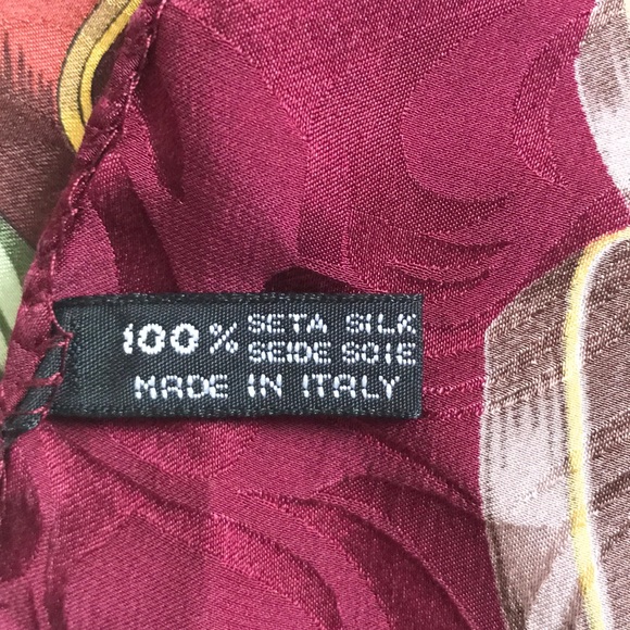 Silk scarf - Picture 5 of 6